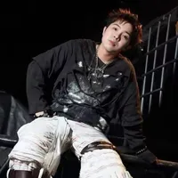 Ảnh hết bot / Nguyễn Xuân Bách