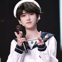 Tả Kỳ Hàm | Em