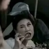 nhân viên phục vụ/chủ quán ăn