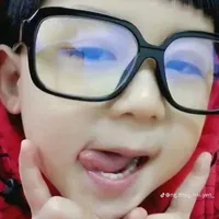 Dương Bác Văn_ lúc bé