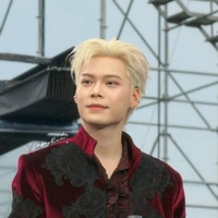 Nguyễn Hoàng Bách. Jeyb