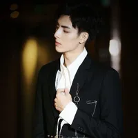 VƯƠNG HẠO HIÊN
