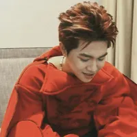 Cả lớp Hoàng và Sơn