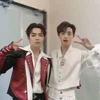 Bà hoàng cúp lé
