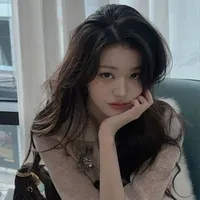Jang Wonyoung - cô
