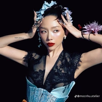 Nguyễn Khoa Tóc Tiên ( Cô )