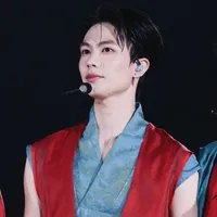 Nguyễn Lâm Anh ( LAVM)