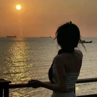 Hạ Minh Uyển ( Sliver Thorn )