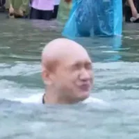 Tưởng vậy là ngầu ak?