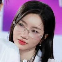 Khương Hoàn Mỹ(em)