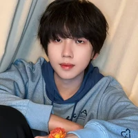 Nhiếp Vĩ Thần