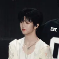 Trương Hàm Thụy(bé)