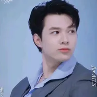 Anh Tú-atus