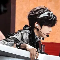 Trần Dịch Hằng_Jonathan