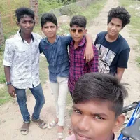 500 anh em trên một chiếc xe tăng