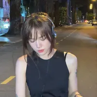 Trần Phương Ly - may_lily