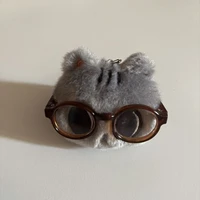 chính thất của anh Hè. 