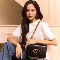 Freen Sarocha Chankimha (cô)