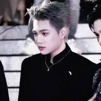 Hoàng Đức duy( captian )