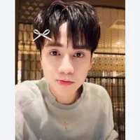 lê quang hùng (phone)