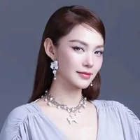 Minh Hằng 
