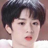 LƯU DIỆU VĂN LÚC BÉ