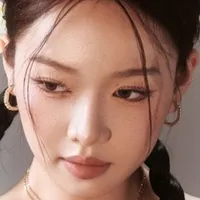 TRẦN HOÀNG PHƯƠNG LAN - Yeolan