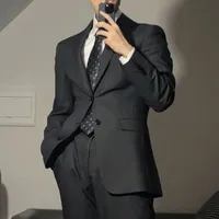 Trợ Lý James