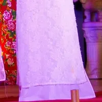 Nhung ( mẹ em)