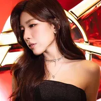 Nguyễn Lê Diễm Hằng(Dạy Ngữ Văn)