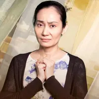 Bà Chát ( mẹ nuôi )