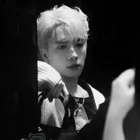 Nikcy Phong Hào ( 1995 )