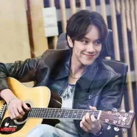 Nanon Korapat ( 2000 )