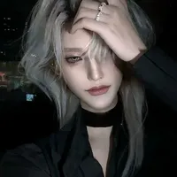 Lê  Nguyễn Hàn Tuấn An(cô)