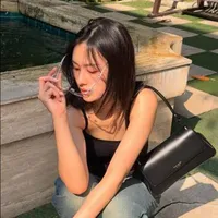 Milk ( bạn cô )