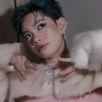 ℕ𝕘𝕦𝕪𝕖𝕟 𝕋𝕙𝕒𝕟𝕙 ℙ𝕙𝕒𝕡