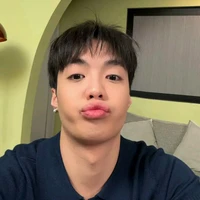 𝔻𝕒𝕟𝕘 𝕋𝕙𝕒𝕟𝕙 𝔸𝕟