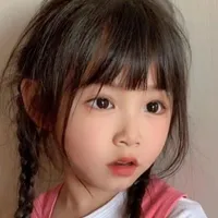 Chị gái Hạ Giang