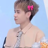 Lê Quang Hùng-Phone