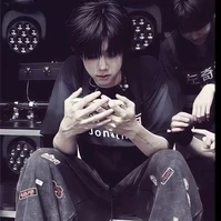 Trần Dịch Hằng _anh