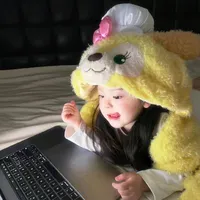 Hoàng Ý Nhiên (mimi)