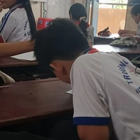 phản diện quái thai 36 lỗ *ít