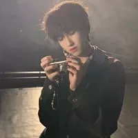 Tả Kỳ Hàm_cậu