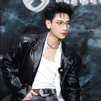 Isaac ( Phạm Lưu Tuấn Tài ) 1988