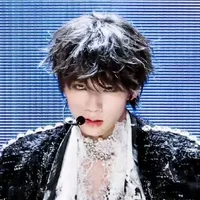 Vương Lỗ Kiệt_gã