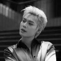 Nguyễn Hoàng Bách - Jey B