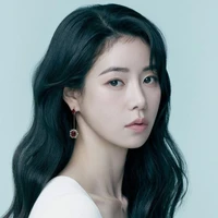 Lim Ji Yeon [ Mẹ Cô ]