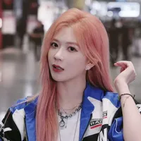 Trịnh Đan Ny (Em)
