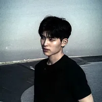 Naravit Lertratkosum - Pond