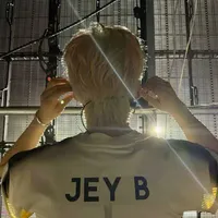 Nguyễn hoàng bách